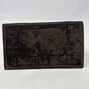 Vintage Cast Iron Bacon Press‎ with Wood Handle & Pig Design 7" X 4"
